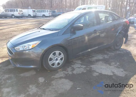 2018 Ford Focus S from USA, damaged, VIN 1FADP3E24JL309050